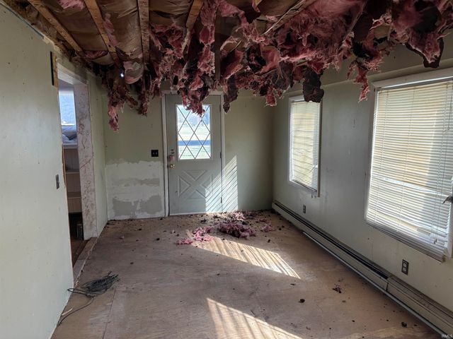 530 E 11th Street, Rushville, IN 46173