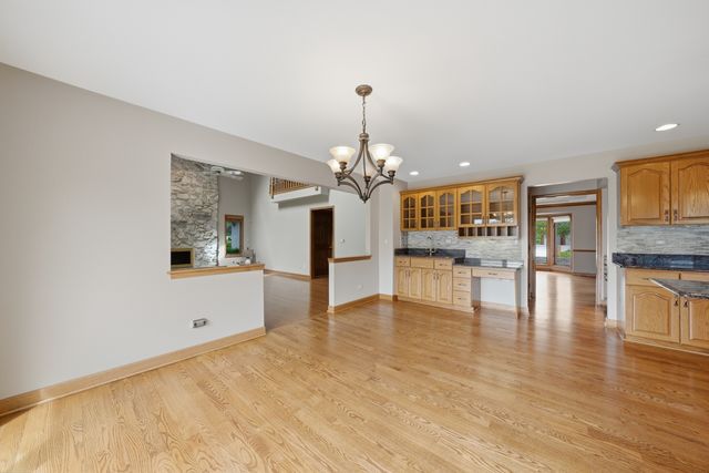 11911 Timber Edge Lane, Orland Park, IL 60467