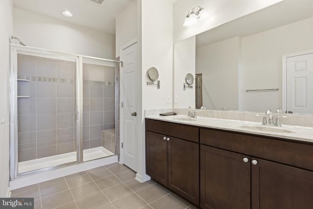 6082 FORUM SQ, Frederick, MD 21703