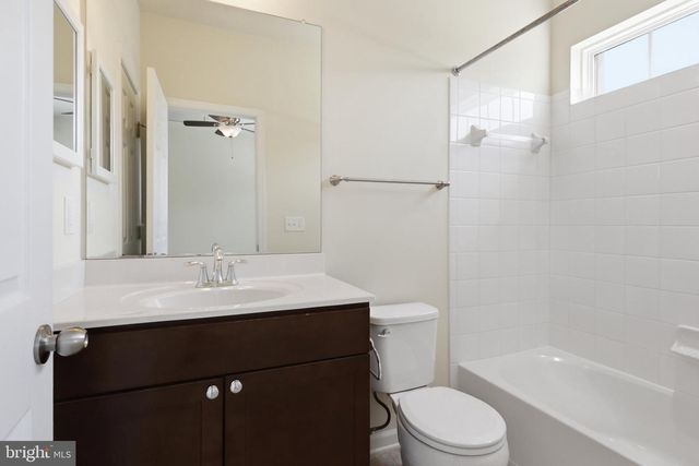 6082 FORUM SQ, Frederick, MD 21703