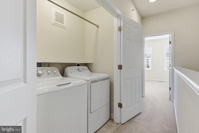 6082 FORUM SQ, Frederick, MD 21703
