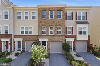 6082 FORUM SQ, Frederick, MD 21703