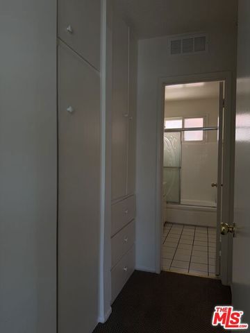 1244 4th Avenue, Los Angeles, CA 90019