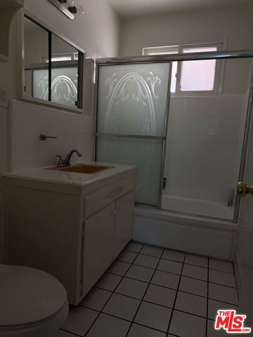 1244 4th Avenue, Los Angeles, CA 90019