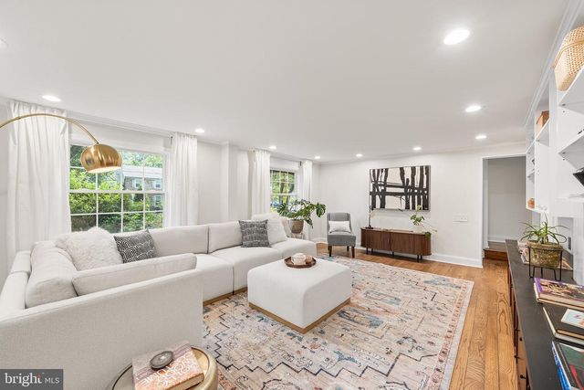 57 ALLANDALE RD, Wynnewood, PA 19096