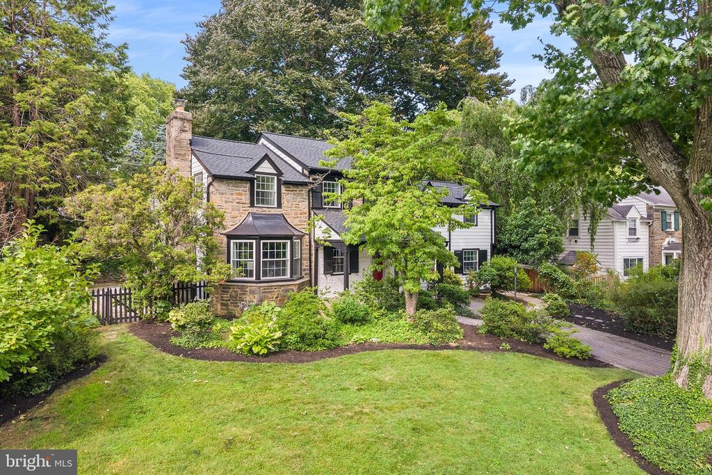57 ALLANDALE RD, Wynnewood, PA 19096