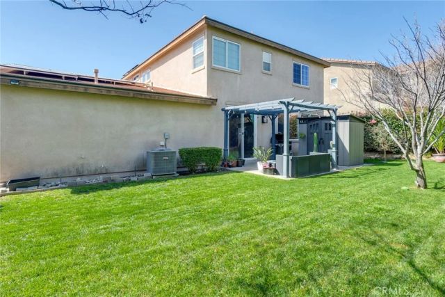 18086 Tanzanite, San Bernardino, CA 92407