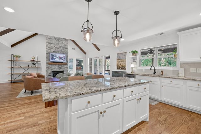 1122 Meriweather Ln, Lebanon, TN 37087
