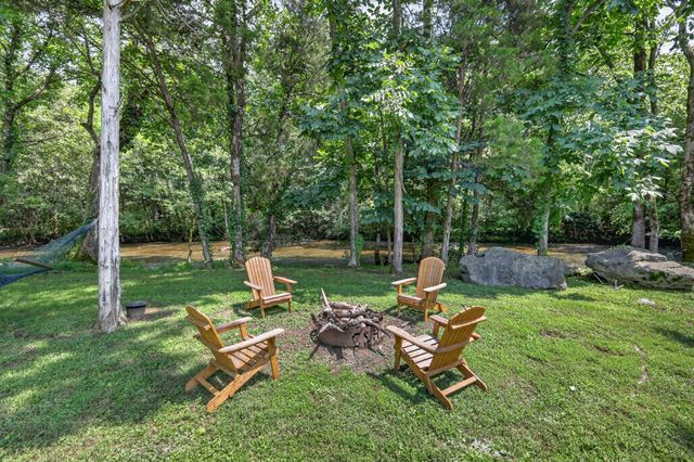 1122 Meriweather Ln, Lebanon, TN 37087