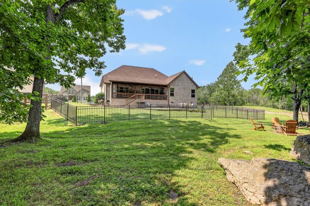 1122 Meriweather Ln, Lebanon, TN 37087