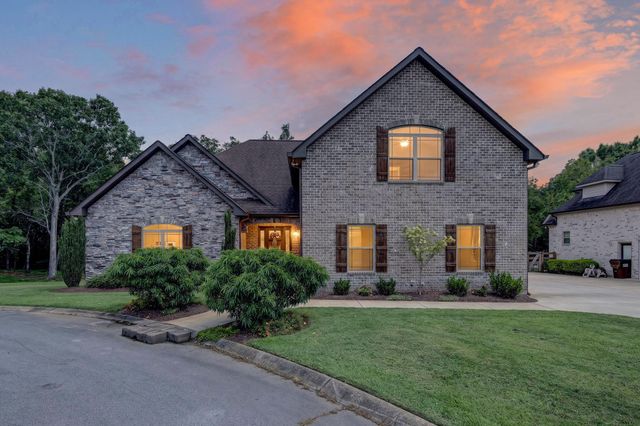1122 Meriweather Ln, Lebanon, TN 37087