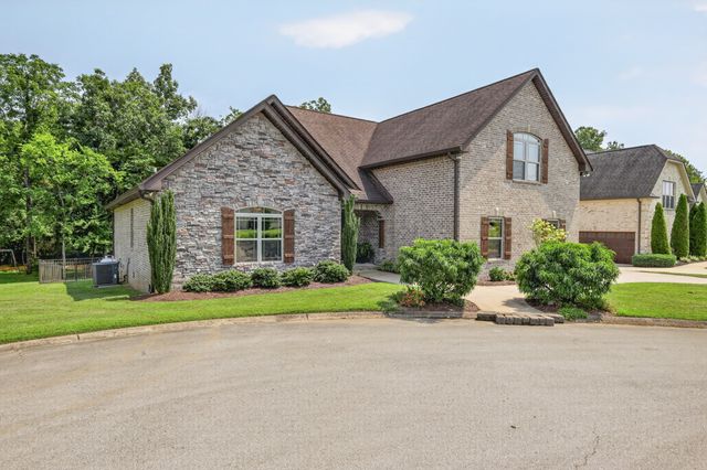 1122 Meriweather Ln, Lebanon, TN 37087