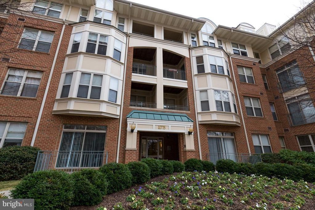 11775 STRATFORD HOUSE PL #404, Reston, VA 20190