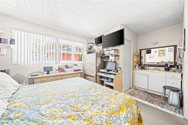 812 N Mallard, Orange, CA 92867