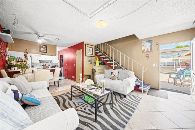 812 N Mallard, Orange, CA 92867