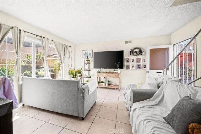 812 N Mallard, Orange, CA 92867