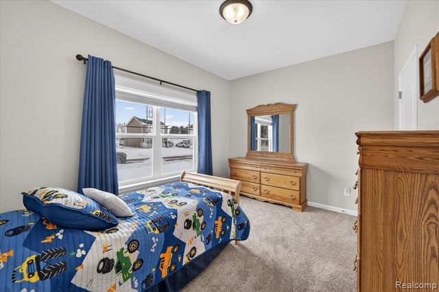 6156 Summerbrooke Circle, Fowlerville, MI 48836