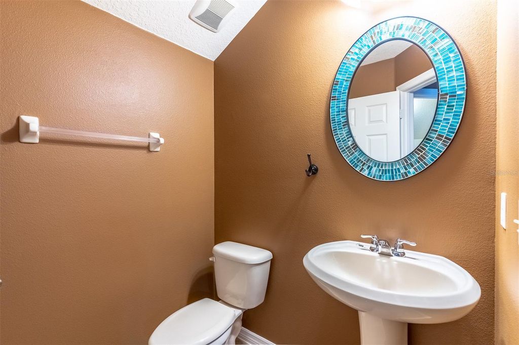 Image 29 of property listing at 12923 SAWGRASS PINE CIRCLE, Orlando, FL 32824