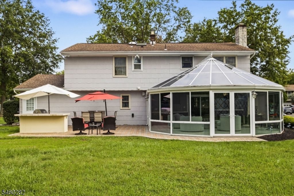 320 Grandview Ave, Piscataway Twp., NJ 08854 — photo 2