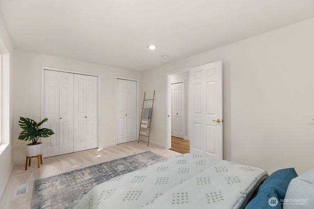 235 174th Place NE, Bellevue, WA 98008