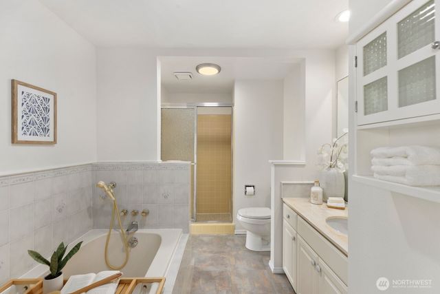 235 174th Place NE, Bellevue, WA 98008