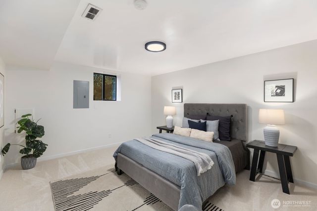 235 174th Place NE, Bellevue, WA 98008