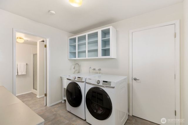 235 174th Place NE, Bellevue, WA 98008