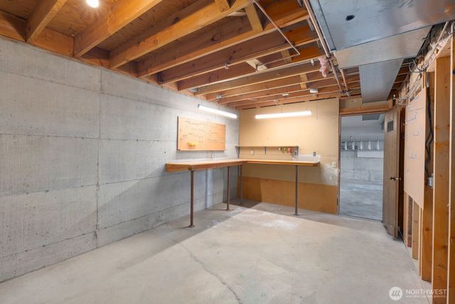 235 174th Place NE, Bellevue, WA 98008