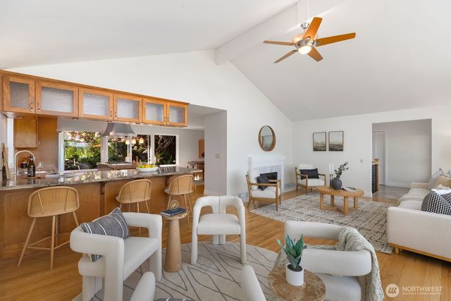 235 174th Place NE, Bellevue, WA 98008