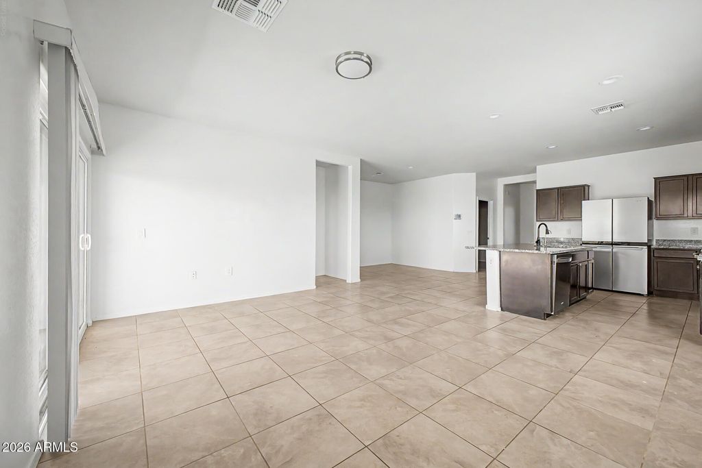 1896 W CENTRAL Avenue, Coolidge, AZ 85128 — photo 4