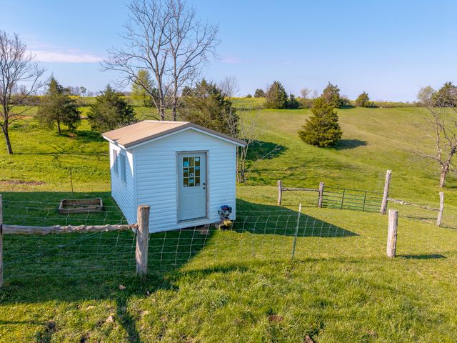 607 Saunders Lane, Hillsboro, KY 41049