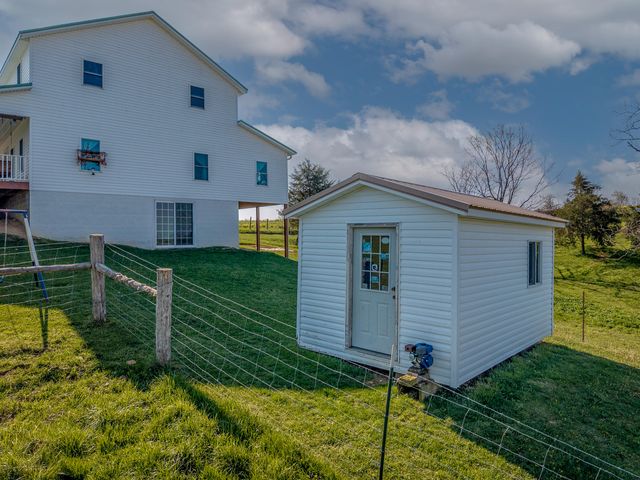 607 Saunders Lane, Hillsboro, KY 41049