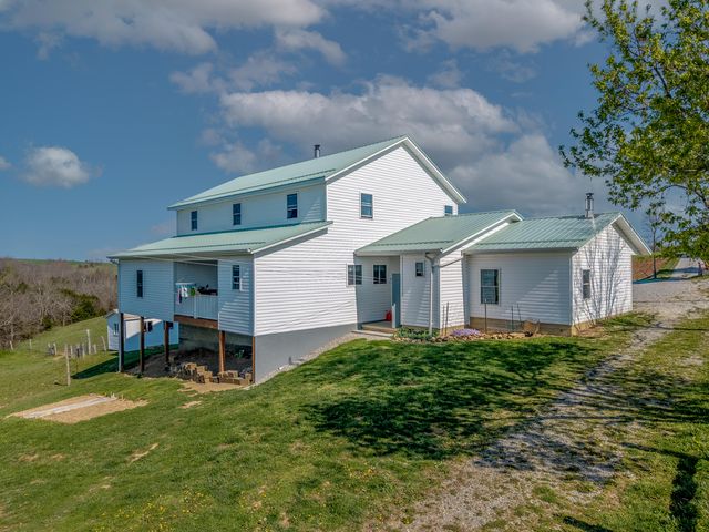607 Saunders Lane, Hillsboro, KY 41049