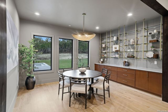 68 Ranch Heights, Fair Oaks Ranch, TX 78015