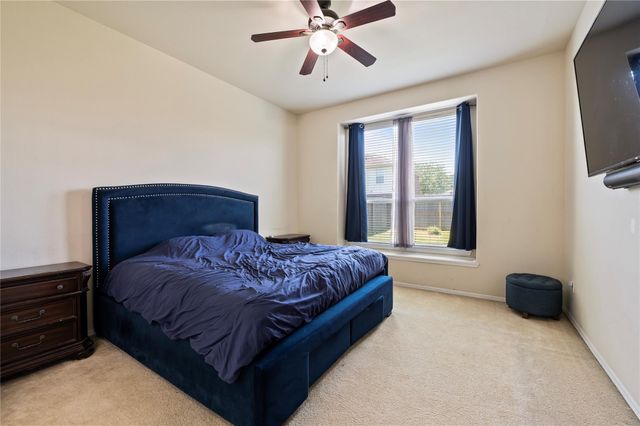 123 Sunset Falls Drive, La Marque, TX 77568