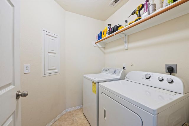 123 Sunset Falls Drive, La Marque, TX 77568