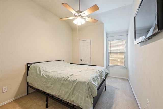 123 Sunset Falls Drive, La Marque, TX 77568