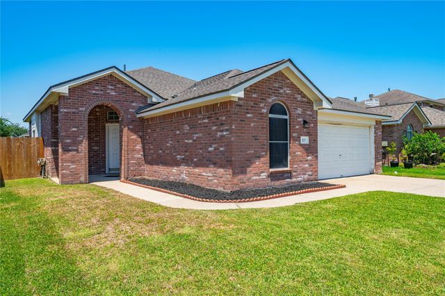 123 Sunset Falls Drive, La Marque, TX 77568