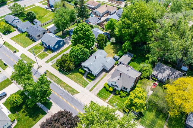 314 Wallace Avenue, St. Joseph City, MI 49085