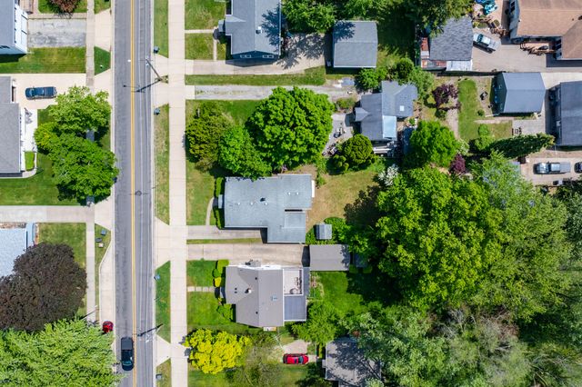 314 Wallace Avenue, St. Joseph City, MI 49085