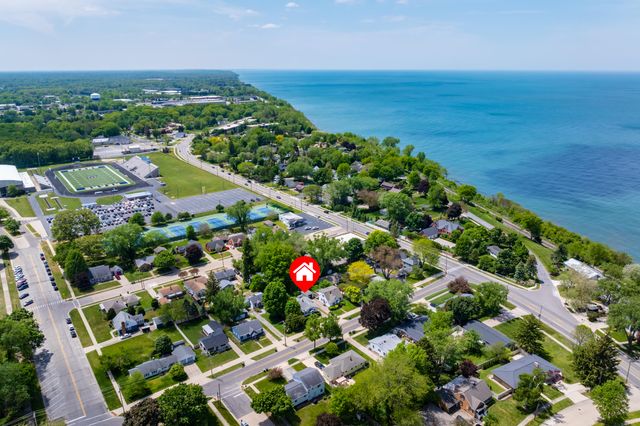 314 Wallace Avenue, St. Joseph City, MI 49085