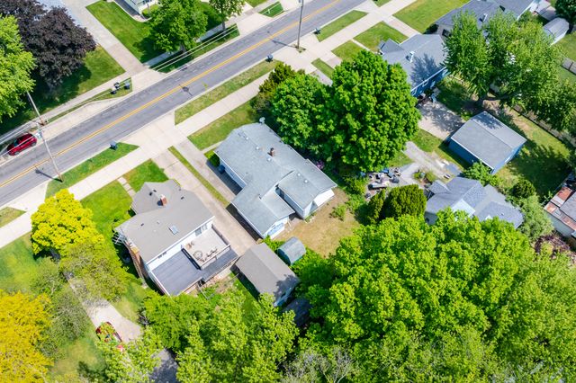 314 Wallace Avenue, St. Joseph City, MI 49085
