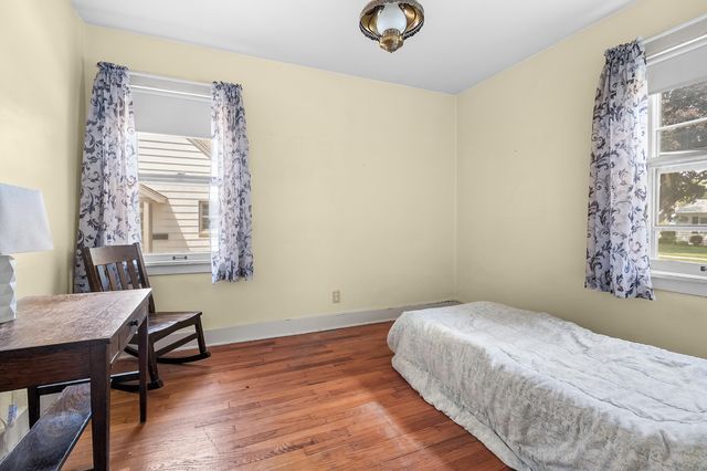 314 Wallace Avenue, St. Joseph City, MI 49085
