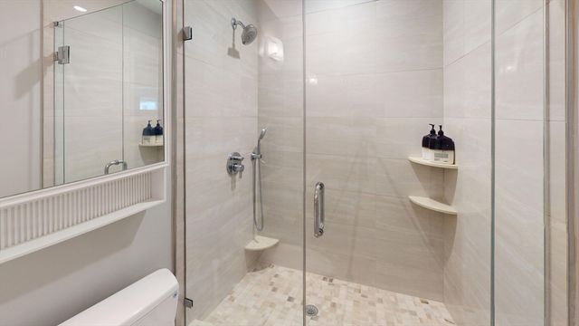 1896 Beacon St. 1, Brookline, MA 02445