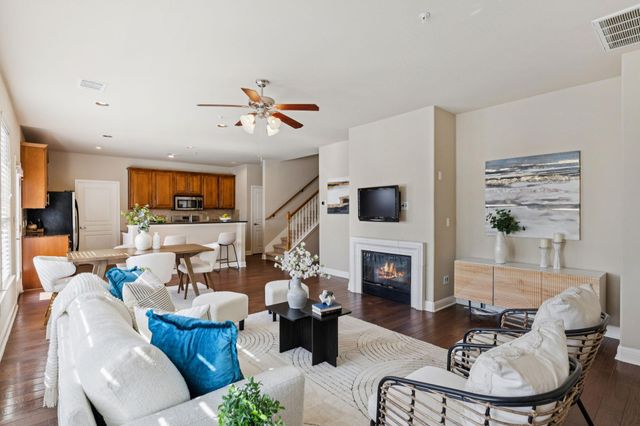 6701 Covered Bridge DR 40, Austin, TX 78736