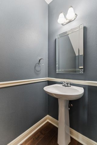 6701 Covered Bridge DR 40, Austin, TX 78736