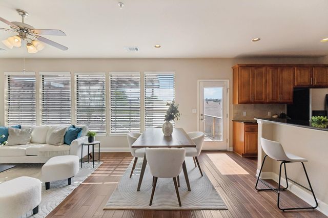 6701 Covered Bridge DR 40, Austin, TX 78736