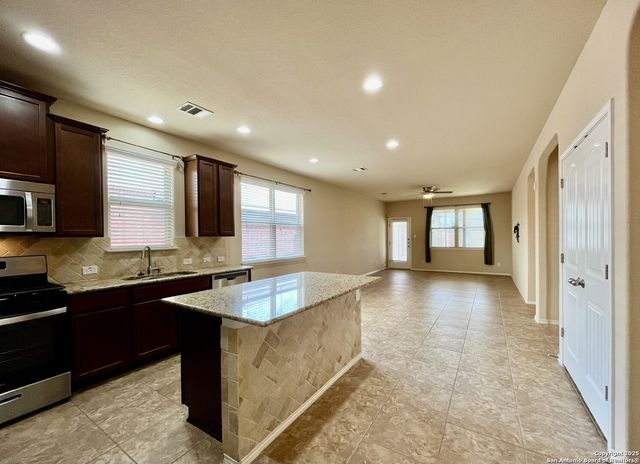 8406 Loska, San Antonio, TX 78251