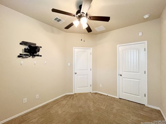 8406 Loska, San Antonio, TX 78251