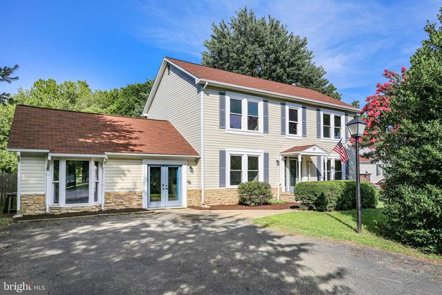 89 CLEREMONT DR, Fredericksburg, VA 22405